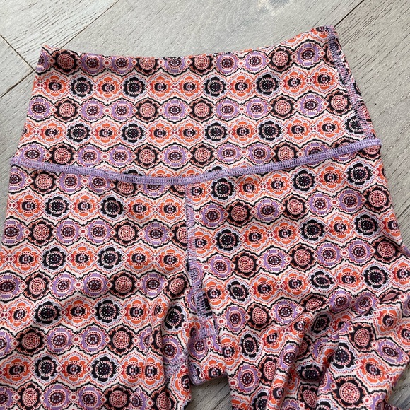 ANTHROPOLOGIE LEGGINGS - Picture 9 of 15